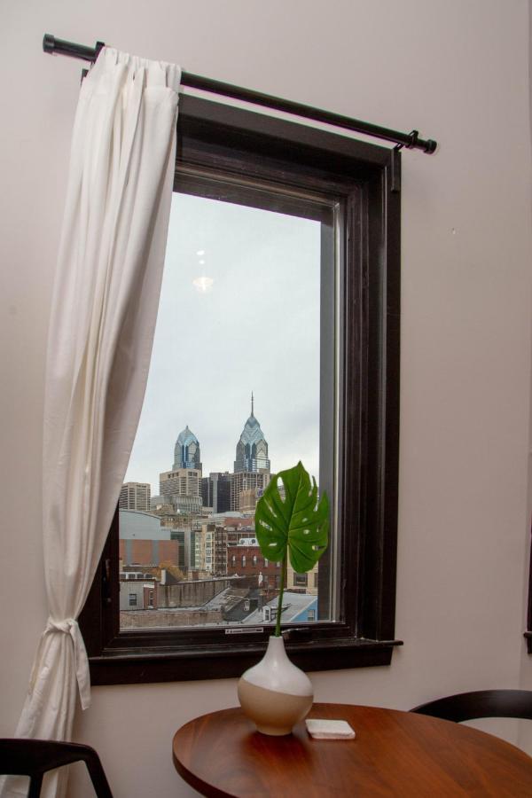 Eco Friendly Loft In Center City, Contactless Check In - Hive Room Филадельфия Экстерьер фото